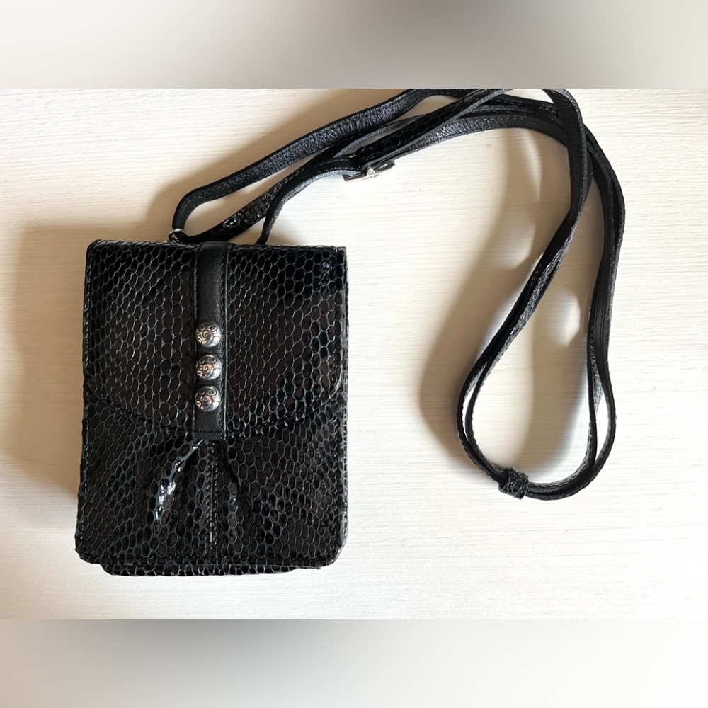 Brighton patent leather lizard embossed pattern crossbody wallet/purse